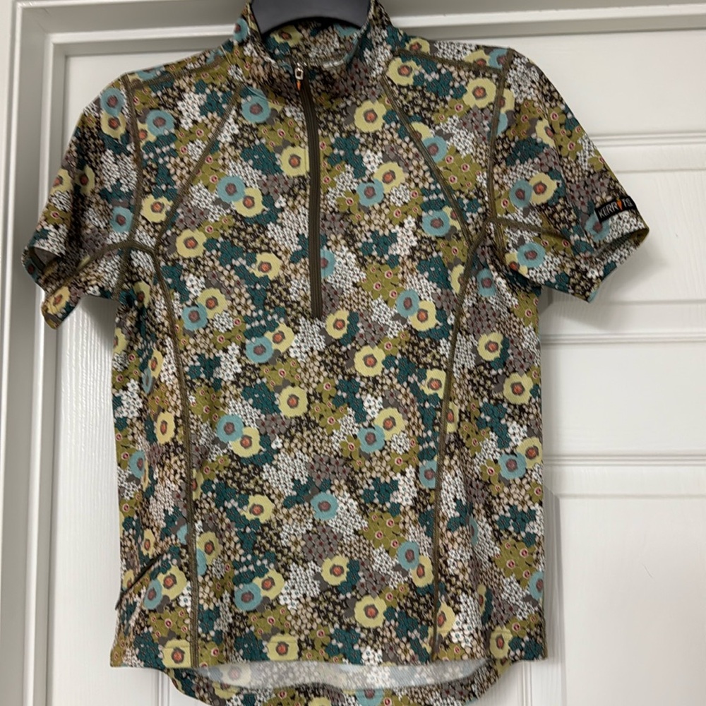 Kerrits floral riding top Sz M